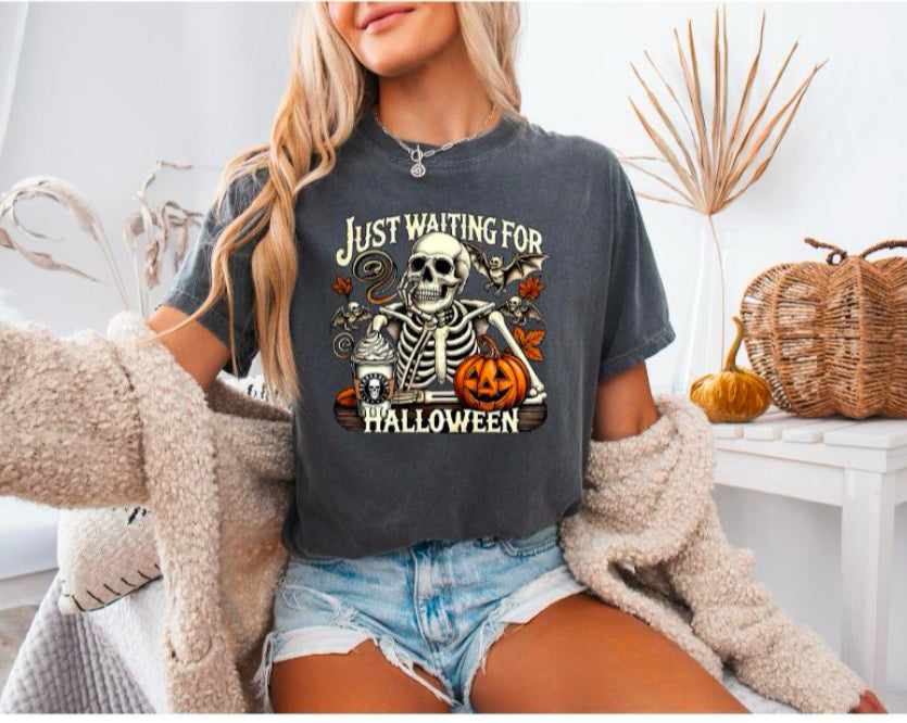 Waiting for Halloween Tshirt-KianeluDesigns