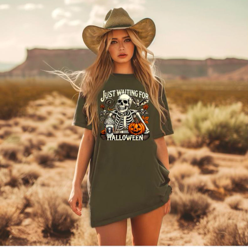Waiting for Halloween Tshirt-KianeluDesigns